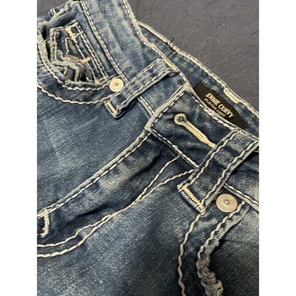 True Religion Jennie Curvy Mid Rise Denim Capri Size 27 Light Wash Jean - Picture 8 of 12